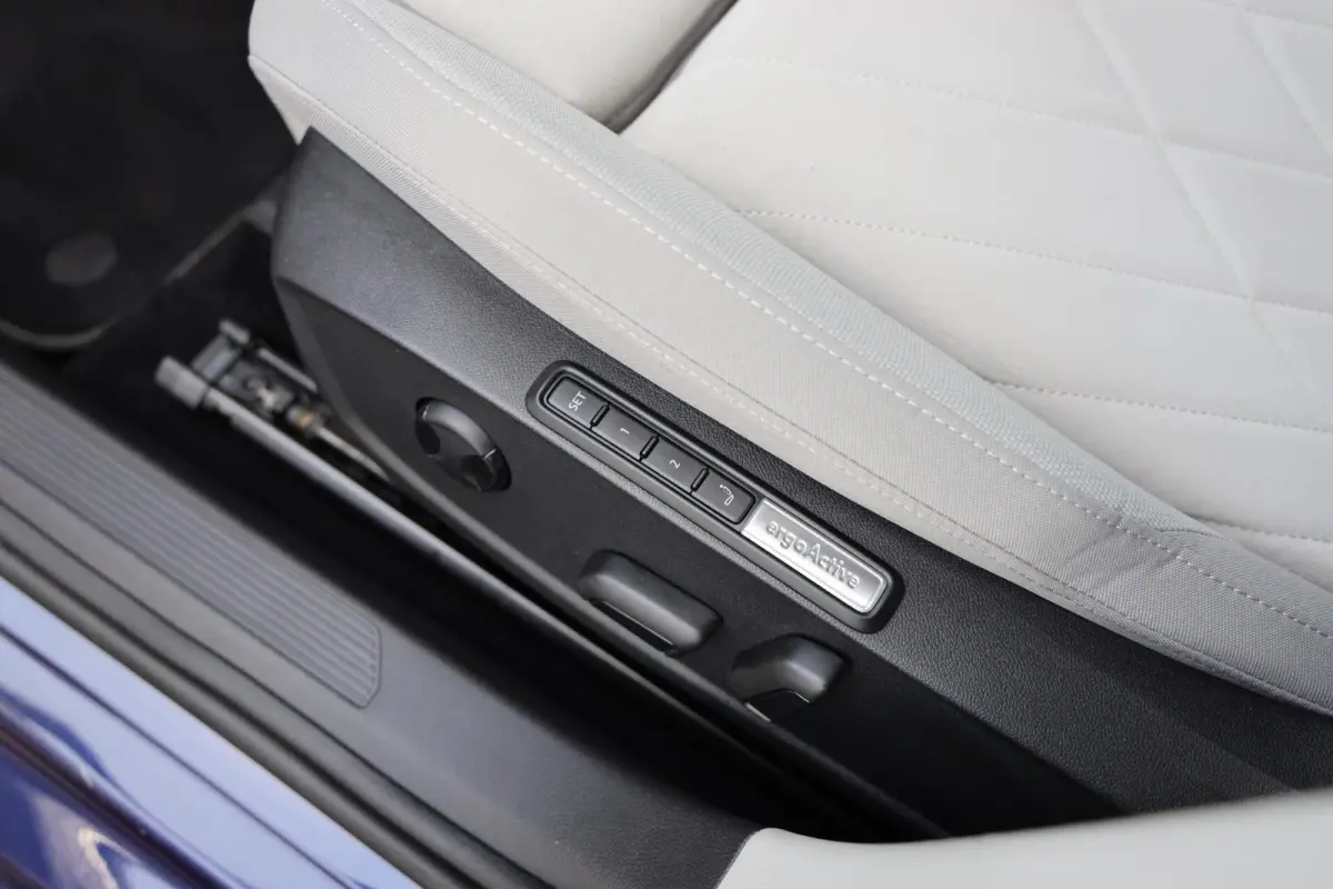 1.0 eTSI Life Business|Automaat|LED|Stoel/Stuurverwarming|Apple carplay/Android auto|