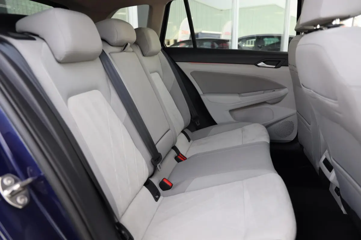 1.0 eTSI Life Business|Automaat|LED|Stoel/Stuurverwarming|Apple carplay/Android auto|