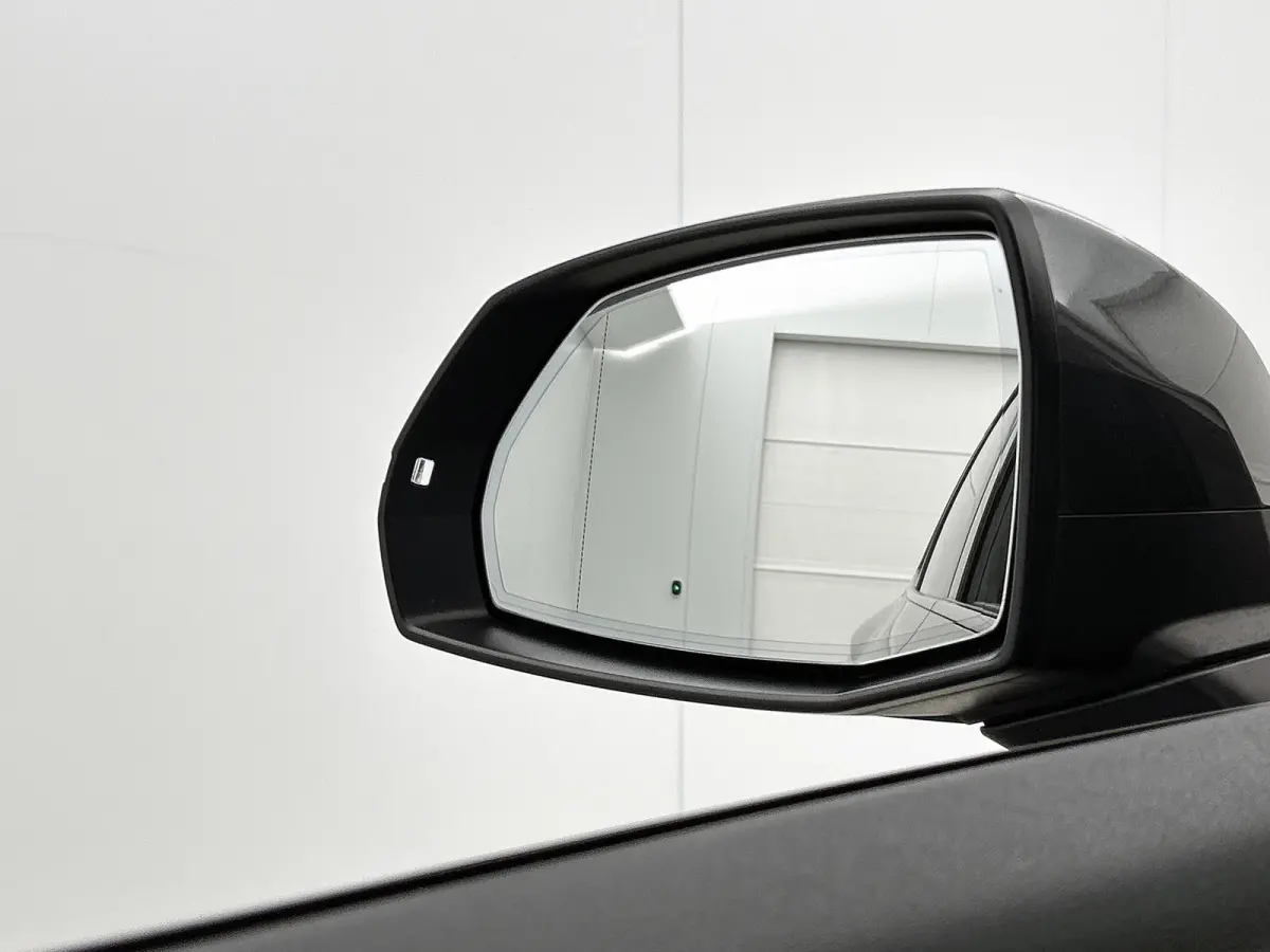 50 TFSI e S edition (NL-auto, Perfect OnderH, Camera, Addapt Cruise, StoelV, Carplay, Etc)