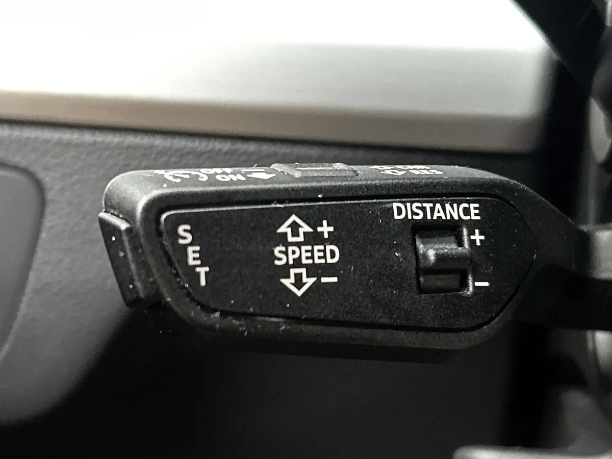 50 TFSI e S edition (NL-auto, Perfect OnderH, Camera, Addapt Cruise, StoelV, Carplay, Etc)