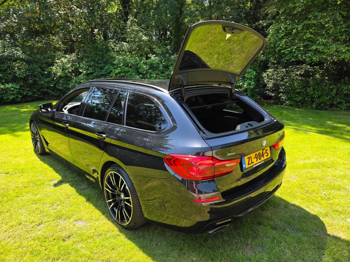 540i xDrive High LEER/pano/TREKHAAK/20inch