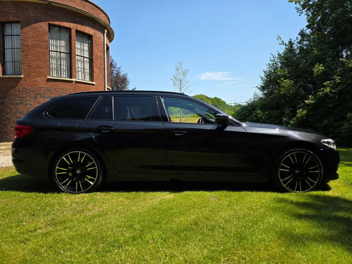 540i xDrive High LEER/pano/TREKHAAK/20inch