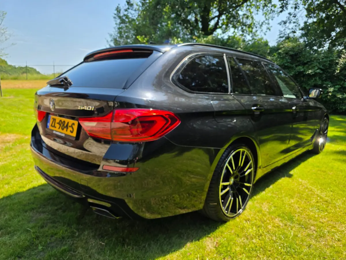 540i xDrive High LEER/pano/TREKHAAK/20inch