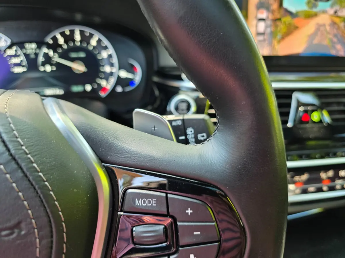 540i xDrive High LEER/pano/TREKHAAK/20inch