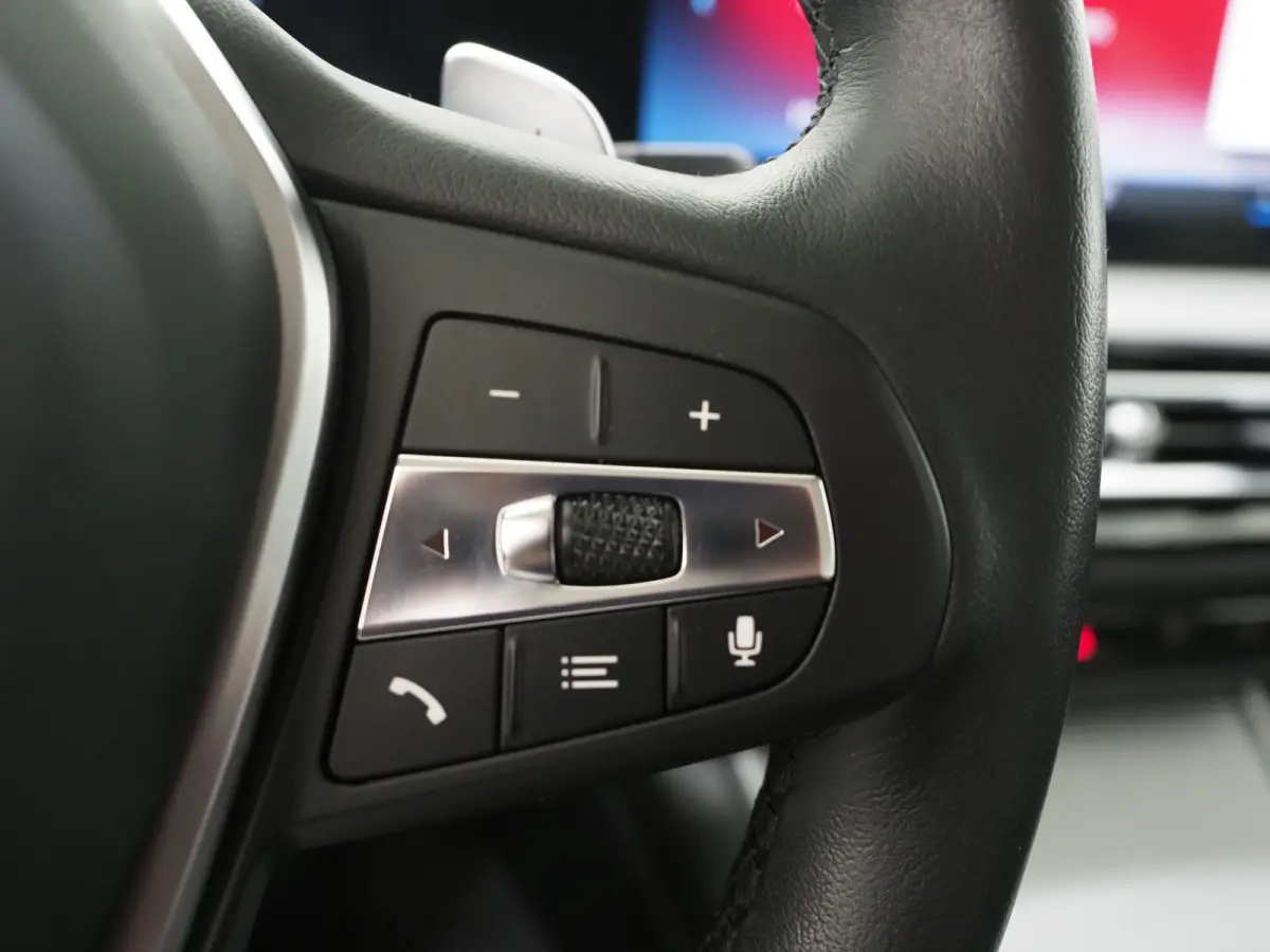 320e xDrive LCI NIEUW MODEL! | Camera | Stoelverwarming | Cruise | LED | DAB | Carplay