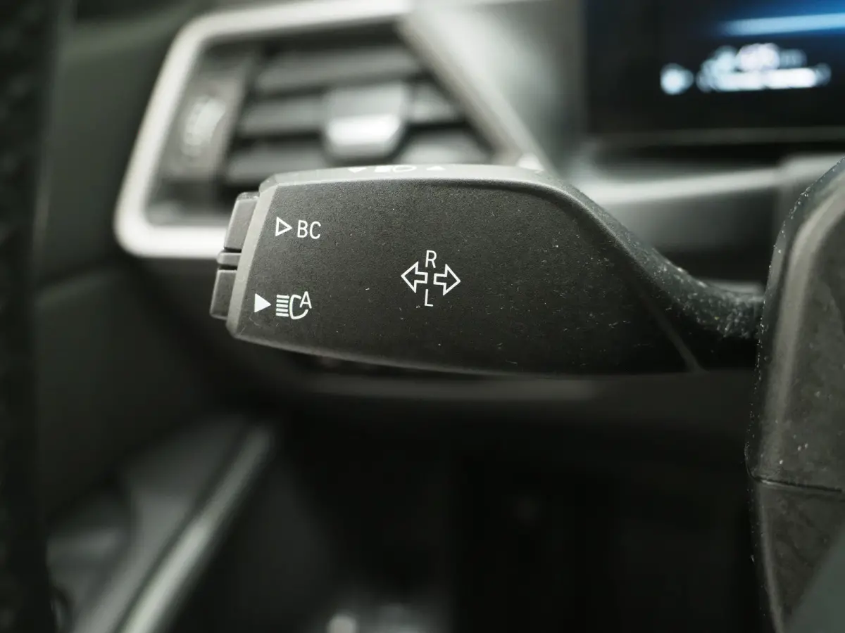 320e xDrive LCI NIEUW MODEL! | Camera | Stoelverwarming | Cruise | LED | DAB | Carplay