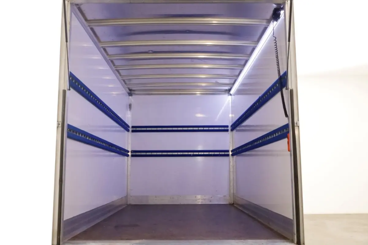 T35 2.3 dCi 145pk Bakwagen met laadklep 960kg laadvermogen 04-2024