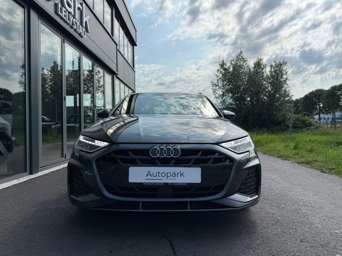 35 TFSI Advanced Black edition MATRIX
