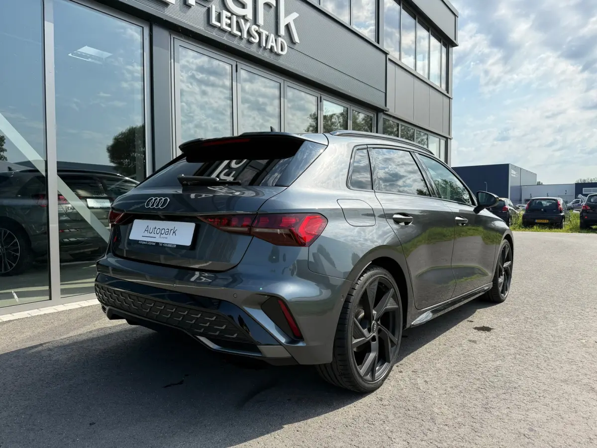35 TFSI Advanced Black edition MATRIX