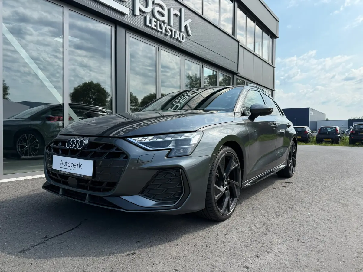 35 TFSI Advanced Black edition MATRIX