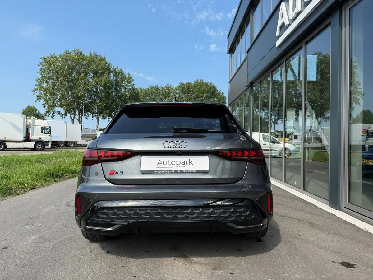 35 TFSI Advanced Black edition MATRIX