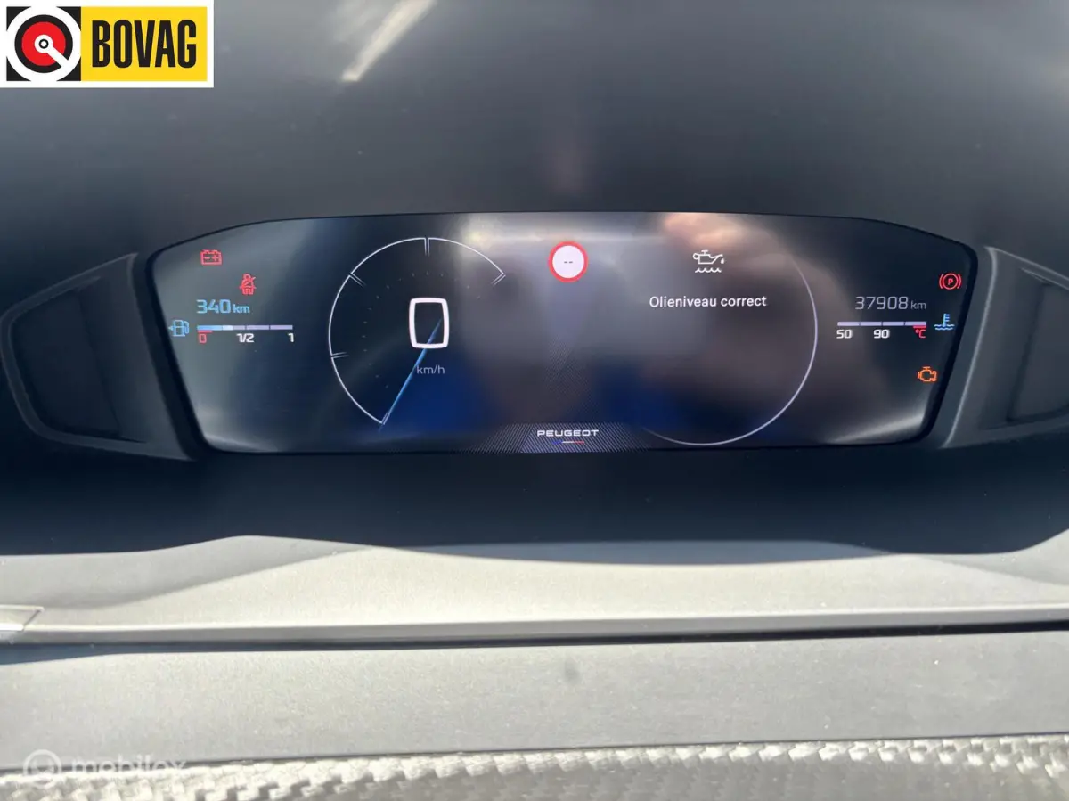 1.2 PureTech 100 Allure navigatie adaptive cruise control clima pdc v+a stoelverwarming