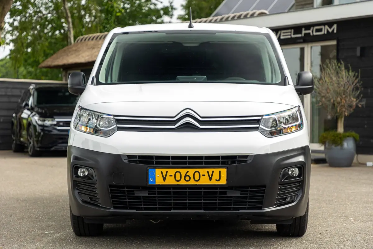 1.6 BlueHDI Club Trekhaak I Airco I Cruise I Betimmering I CarPlay I Android I Dealeronderhouden