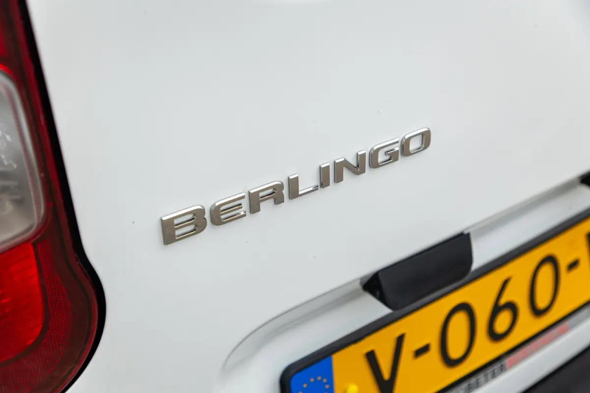 1.6 BlueHDI Club Trekhaak I Airco I Cruise I Betimmering I CarPlay I Android I Dealeronderhouden