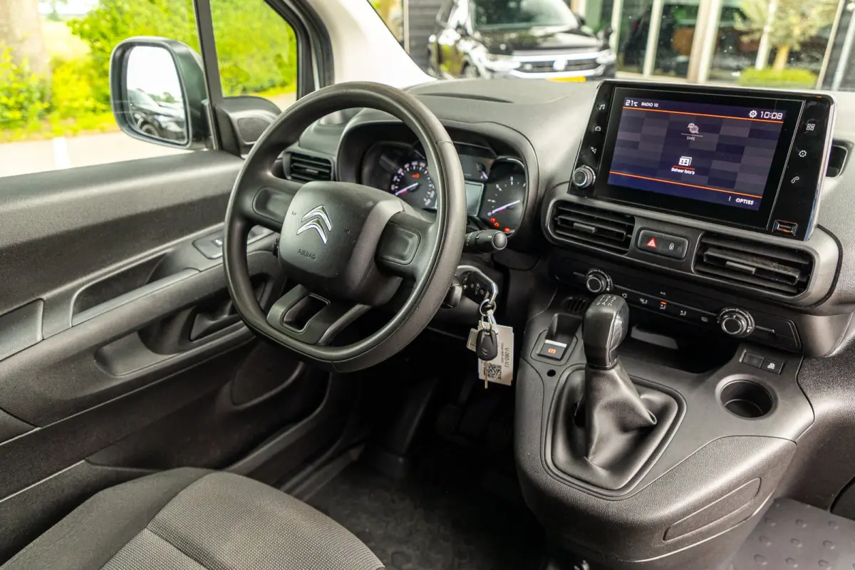 1.6 BlueHDI Club Trekhaak I Airco I Cruise I Betimmering I CarPlay I Android I Dealeronderhouden