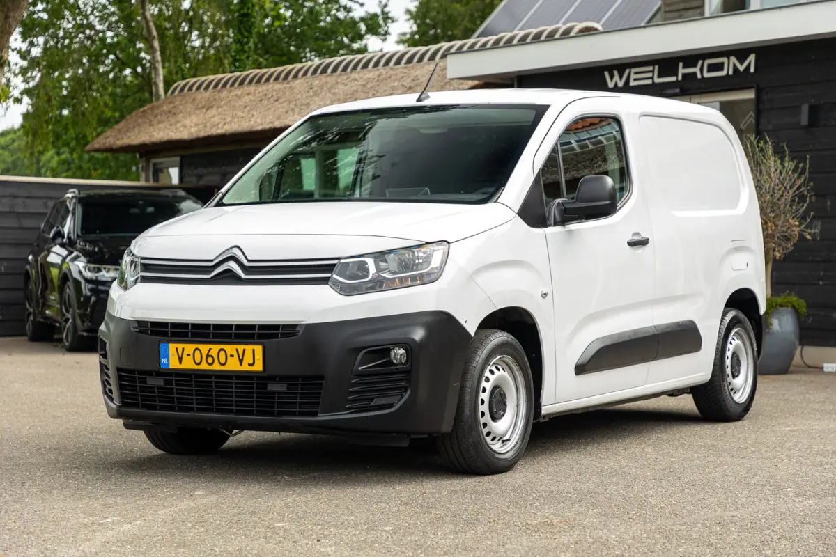 1.6 BlueHDI Club Trekhaak I Airco I Cruise I Betimmering I CarPlay I Android I Dealeronderhouden