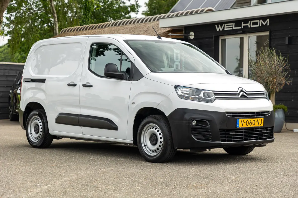 1.6 BlueHDI Club Trekhaak I Airco I Cruise I Betimmering I CarPlay I Android I Dealeronderhouden