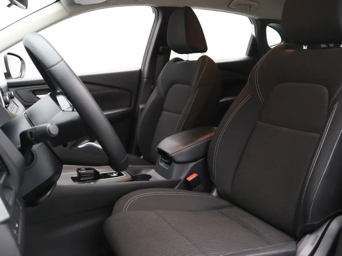 e-Power Hybrid 190pk Business Edition Camera | Carplay | Navi