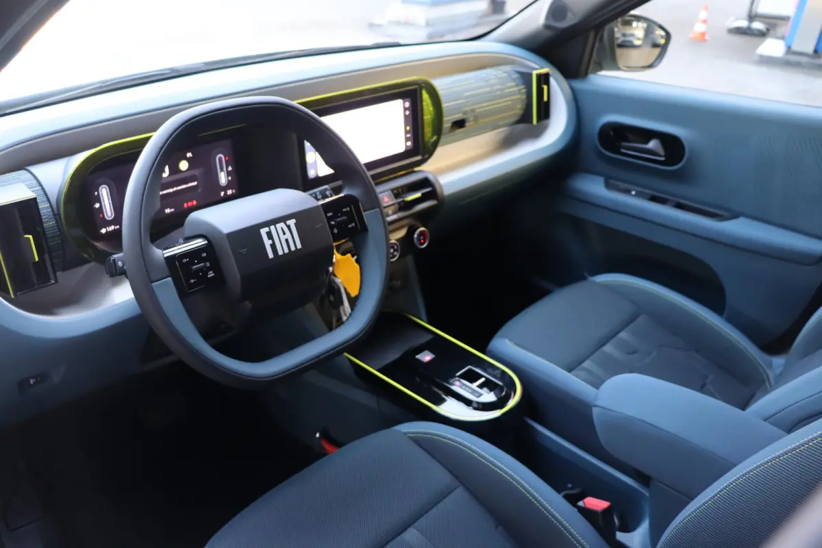 1.2 Hybrid ICON Automaat Apple CarPlay Pack Style