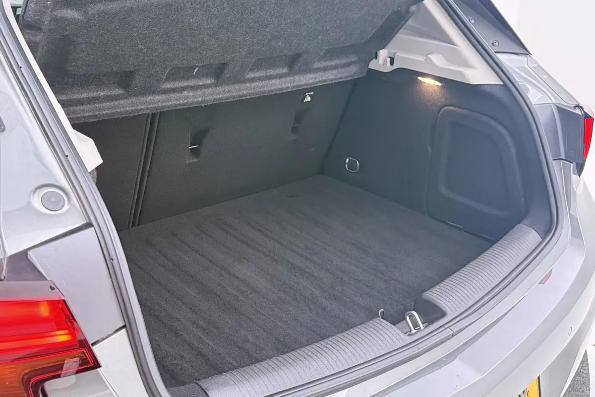 1.4 Innovation | Trekhaak | CarPlay | Automaat | Blind Spot | Camera | Dealer Ond. |