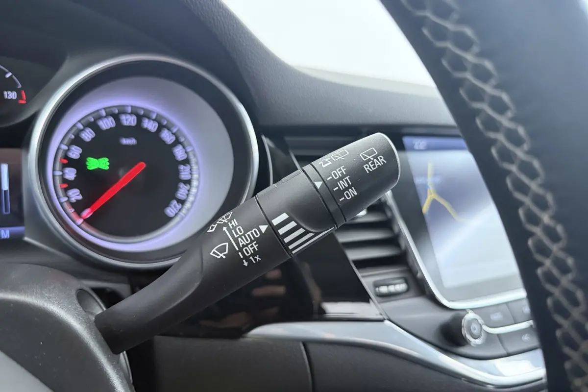 1.4 Innovation | Trekhaak | CarPlay | Automaat | Blind Spot | Camera | Dealer Ond. |