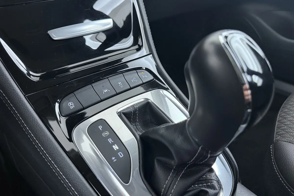 1.4 Innovation | Trekhaak | CarPlay | Automaat | Blind Spot | Camera | Dealer Ond. |