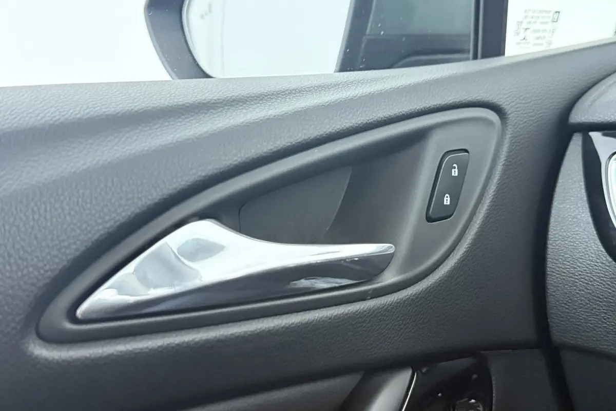 1.4 Innovation | Trekhaak | CarPlay | Automaat | Blind Spot | Camera | Dealer Ond. |