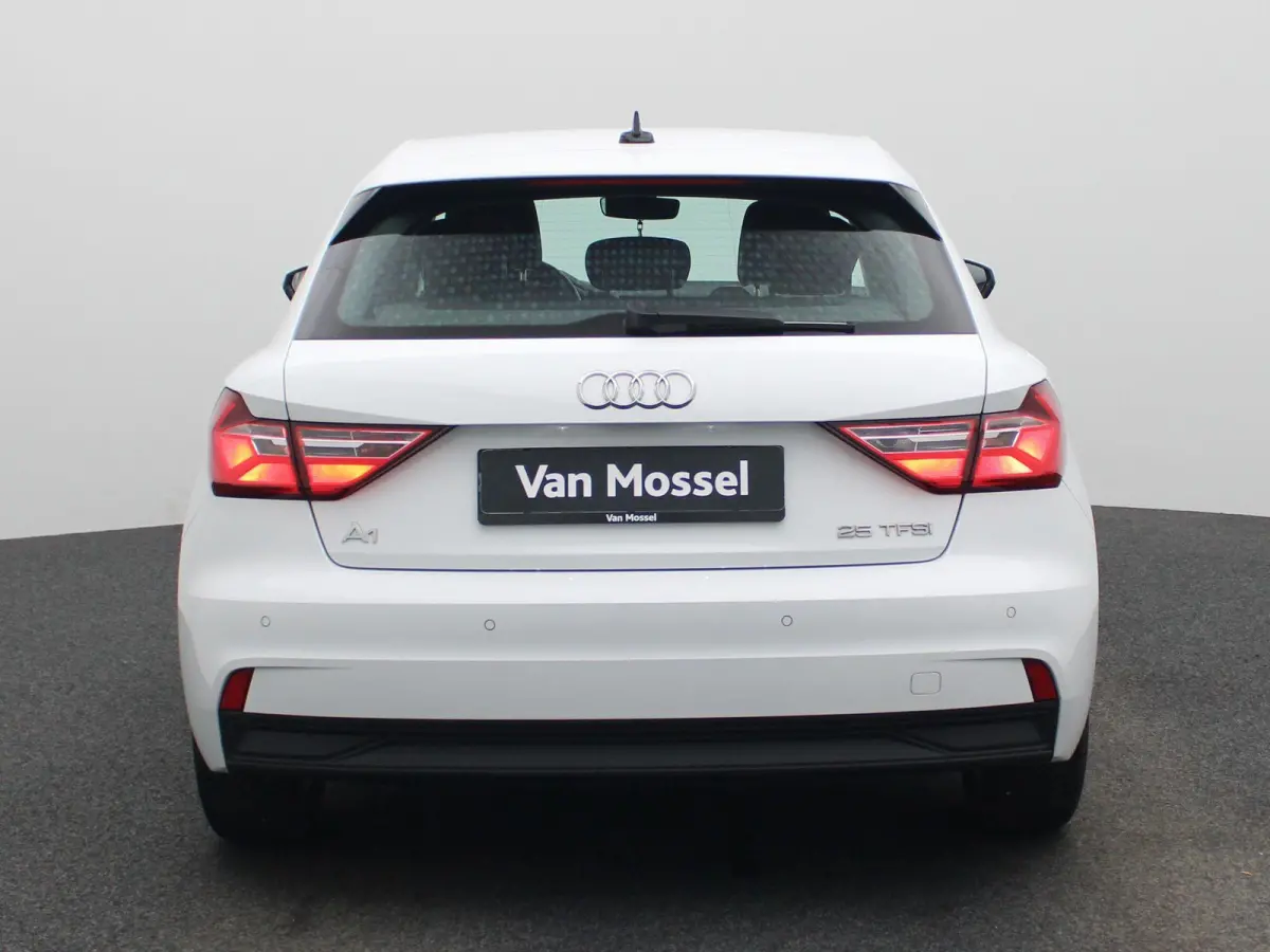 25 TFSI Pro Line | Apple Carplay / Android Auto | Climate Control | Cruise Control | Virtual Cockpit | Bluetooth | DAB | Parkeersensoren | Lichtmetalen Velgen | Lage km stand