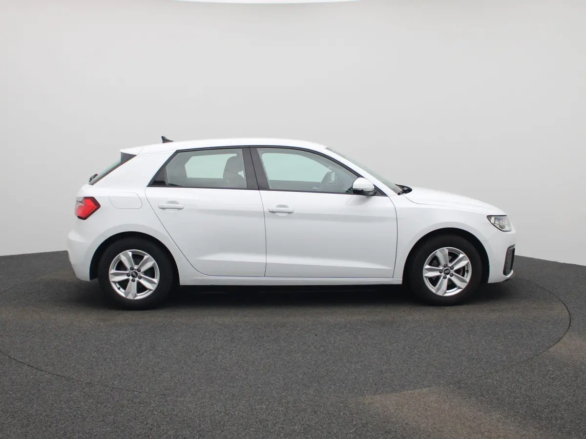25 TFSI Pro Line | Apple Carplay / Android Auto | Climate Control | Cruise Control | Virtual Cockpit | Bluetooth | DAB | Parkeersensoren | Lichtmetalen Velgen | Lage km stand