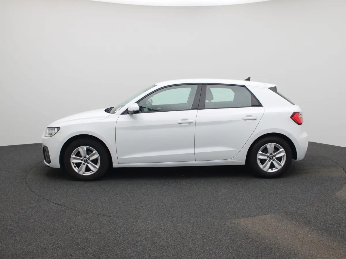 25 TFSI Pro Line | Apple Carplay / Android Auto | Climate Control | Cruise Control | Virtual Cockpit | Bluetooth | DAB | Parkeersensoren | Lichtmetalen Velgen | Lage km stand