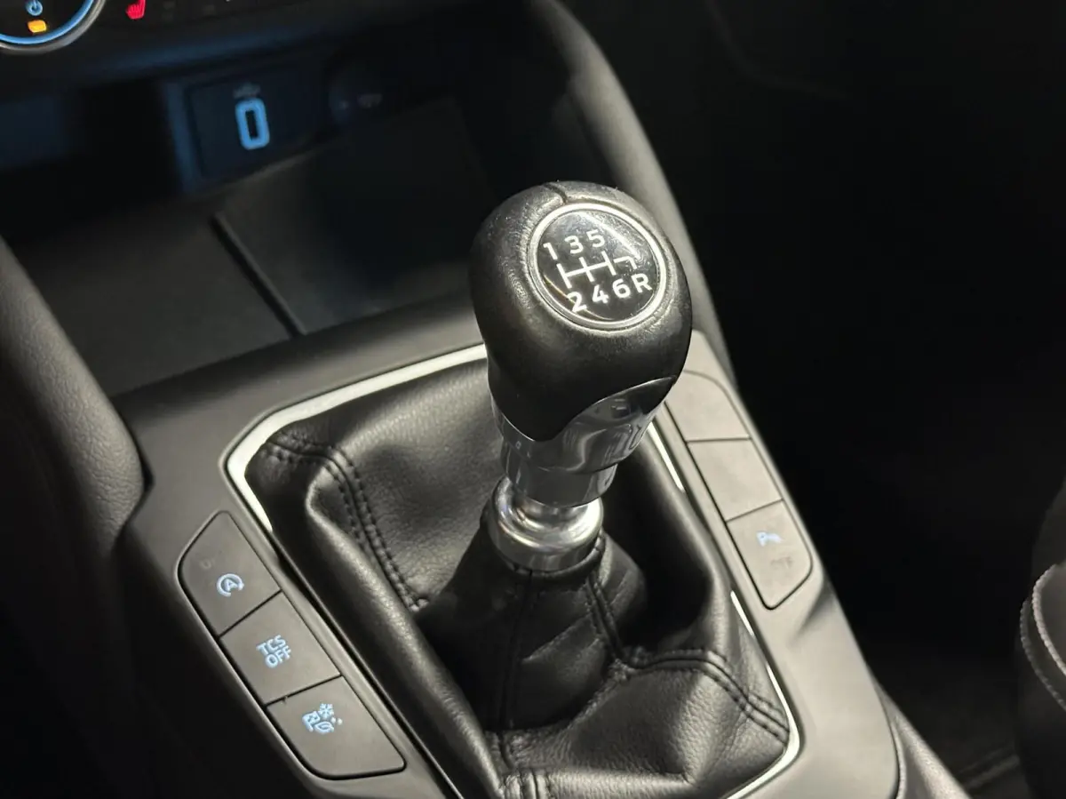 1.0 EcoBoost Titanium Business TREKHAAK ECC CARPLAY NAVI CRUISE LM.