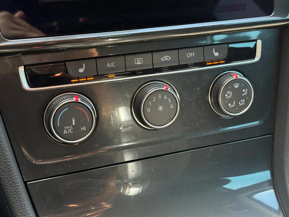 1.6 TDI Business I PDC I Airco I Cruise
