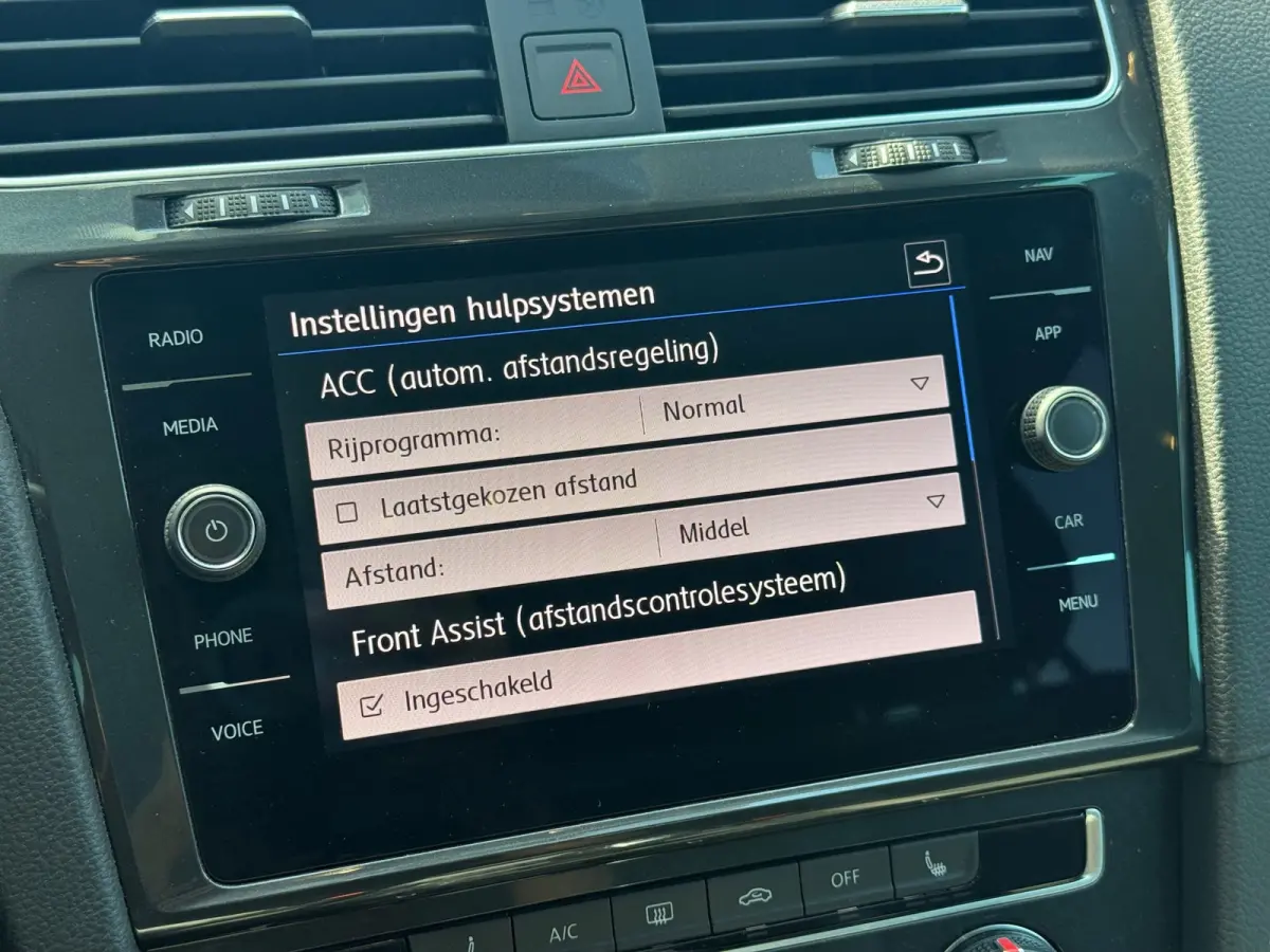 1.6 TDI Business I PDC I Airco I Cruise