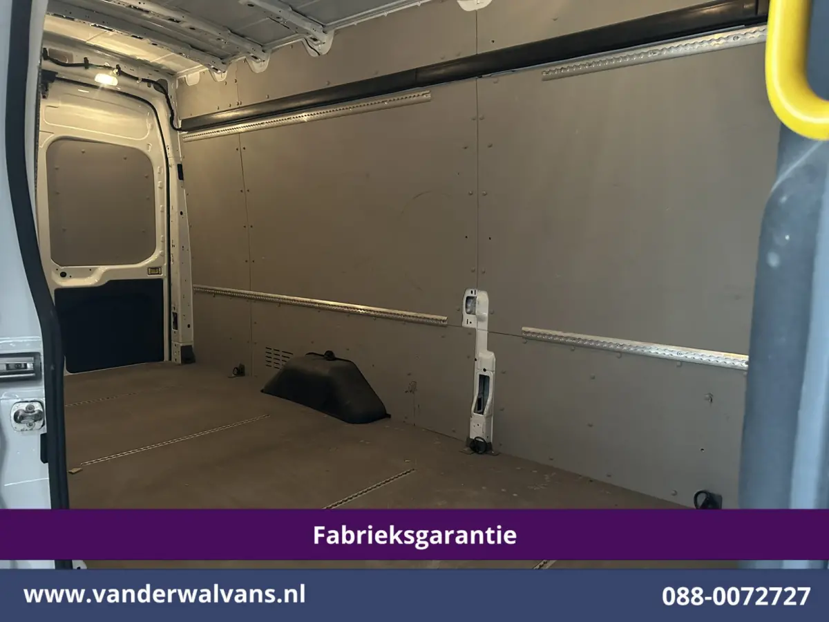 2.0 TDCI 130pk L4H3 Fabrieksgarantie Jumbo Euro6 Airco | Camera | Apple Carplay | Cruisecontrol | Verwarmde voorruit Android Auto, Parkeersensoren, Bijrijdersbank