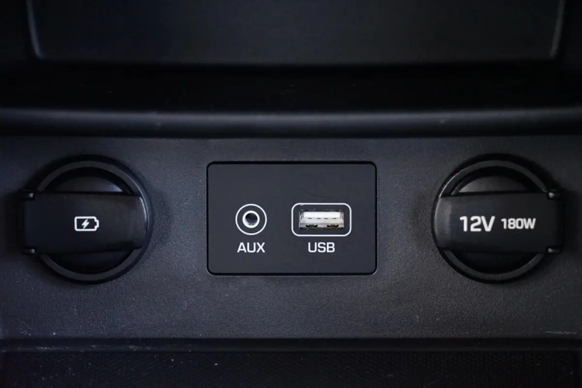 1.0 T-GDI Comfort, NL, CarPlay, cruise, camera
