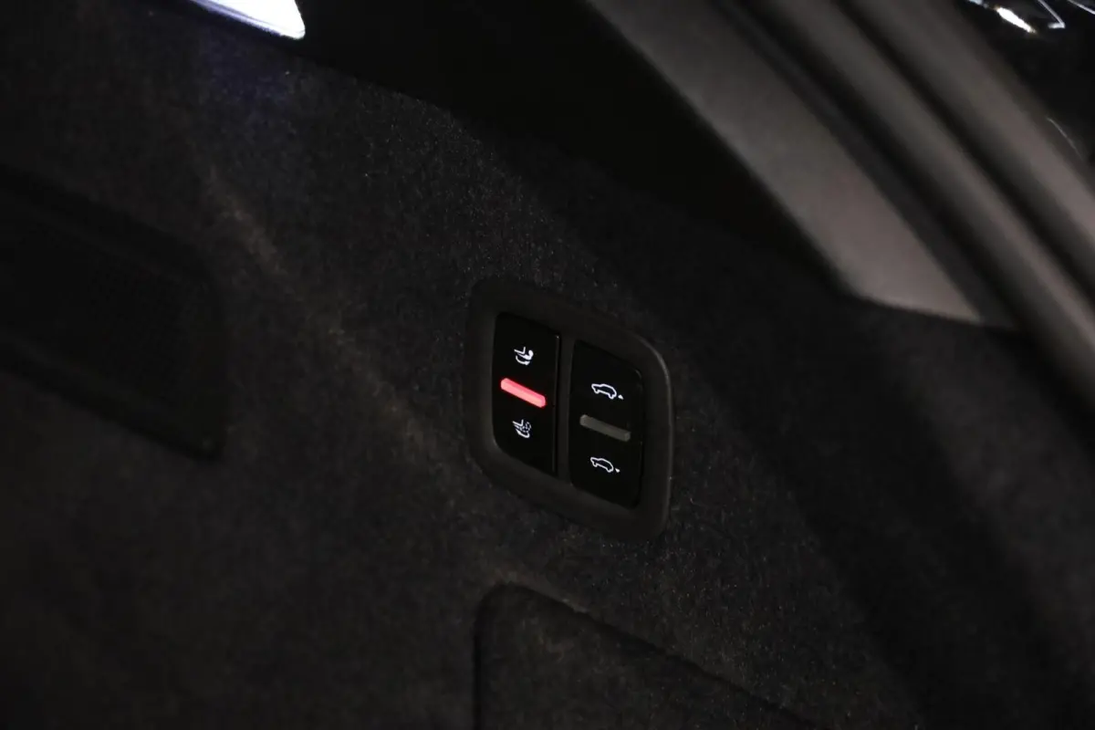 3.0 E-Hybrid Platinum|Pano|Chrono|Bose|
