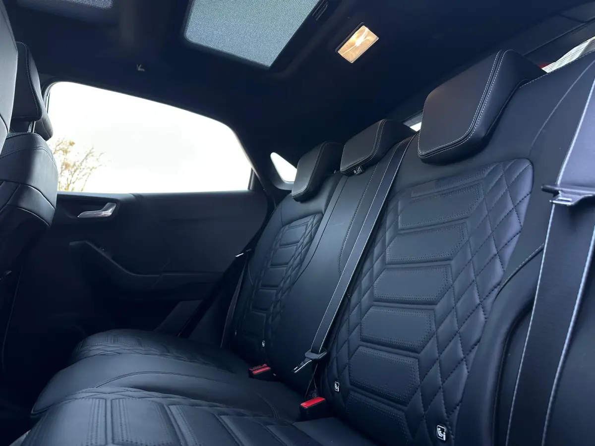 1.0 EcoBoost ST-Line X Vignale, Automaat, Carplay, Camera, Cruise, Pano, Virtual Cockpit