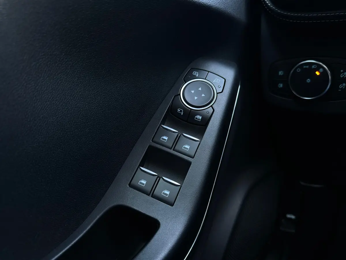 1.0 EcoBoost ST-Line X Vignale, Automaat, Carplay, Camera, Cruise, Pano, Virtual Cockpit