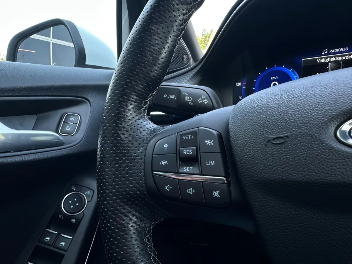 1.0 EcoBoost ST-Line X Vignale, Automaat, Carplay, Camera, Cruise, Pano, Virtual Cockpit