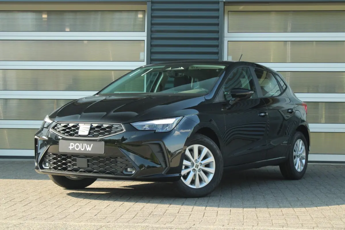 1.0 EcoTSI 95pk Reference | 15" Velgen | Airco