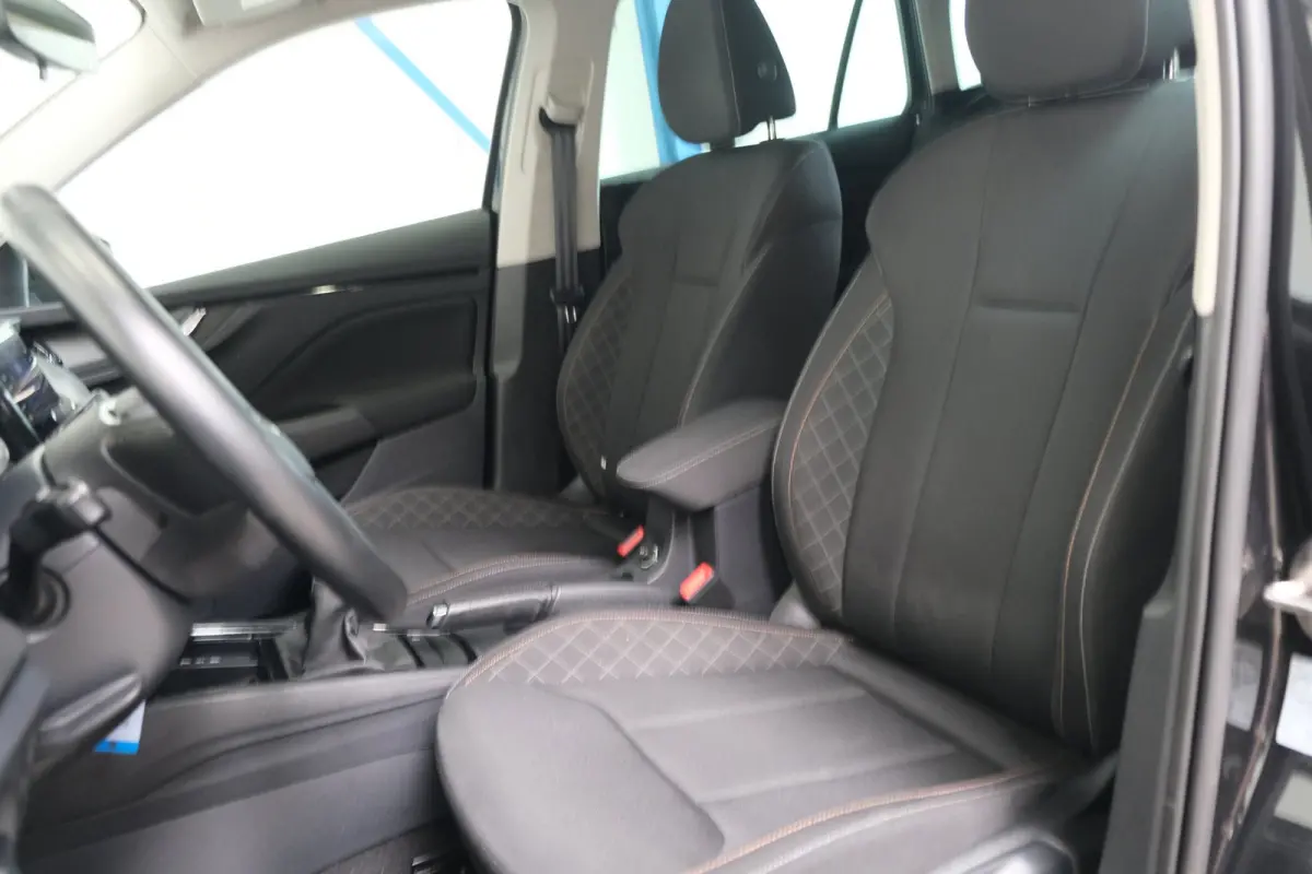 1.0 TSI Online Edition - N.A.P. Airco, Cruise, PDC, Carplay.