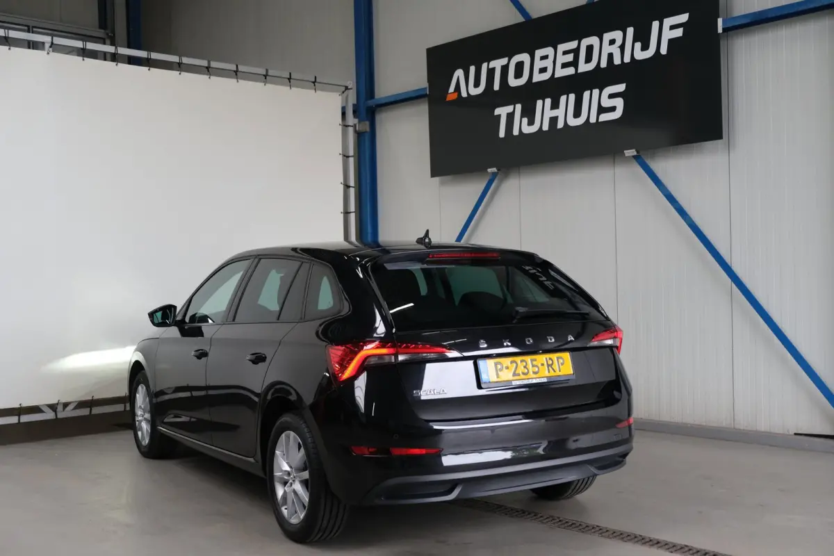 1.0 TSI Online Edition - N.A.P. Airco, Cruise, PDC, Carplay.