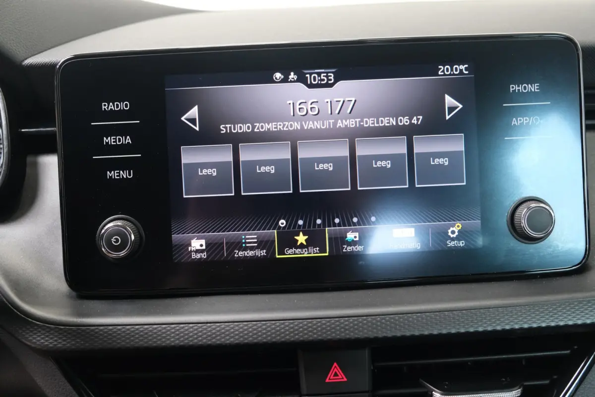 1.0 TSI Online Edition - N.A.P. Airco, Cruise, PDC, Carplay.