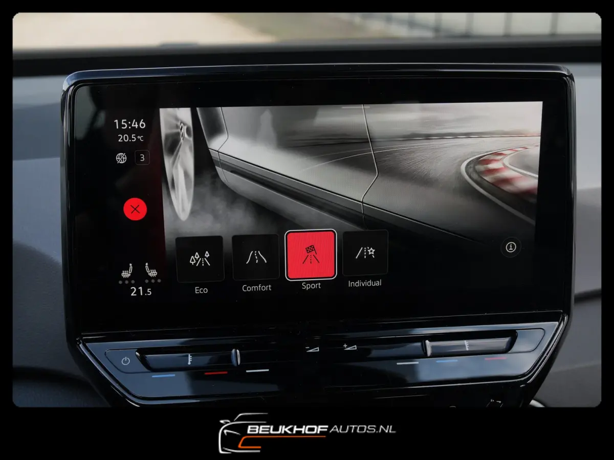58 kWh Adapt Cruise Carplay Navi Soh 92.3%