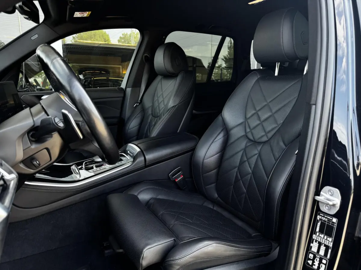 xDrive30d M-Sport|Matrix|21"|286PK|Leder|Memory|6Cilinder