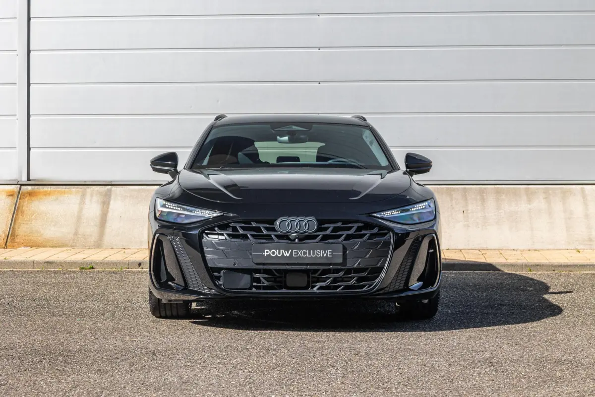 55 TFSI-e 367pk Quattro S edition Competition | Panoramadak met Smartglass | Luchtvering | Sportstoel Plus incl. Massage / Ventilatie  | Vierwielbesturing | Head-up | Keyless