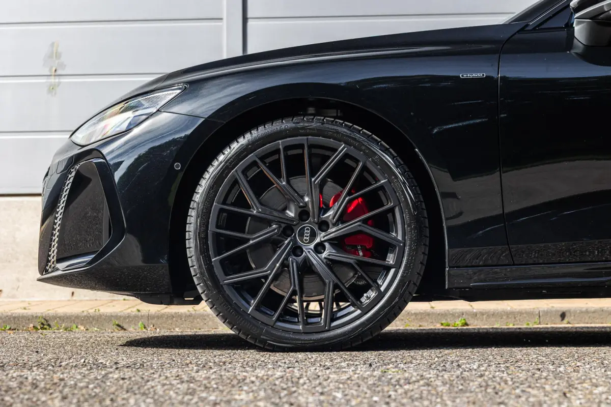 55 TFSI-e 367pk Quattro S edition Competition | Panoramadak met Smartglass | Luchtvering | Sportstoel Plus incl. Massage / Ventilatie  | Vierwielbesturing | Head-up | Keyless