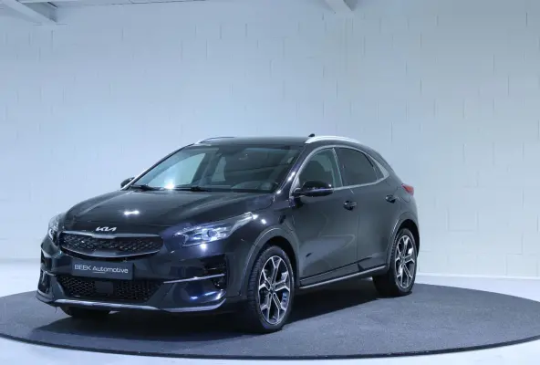 1.6 GDi PHEV DynamicPlusLine | Panoramadak | Stoelverwarming- en verkoeling | Parkeercamera