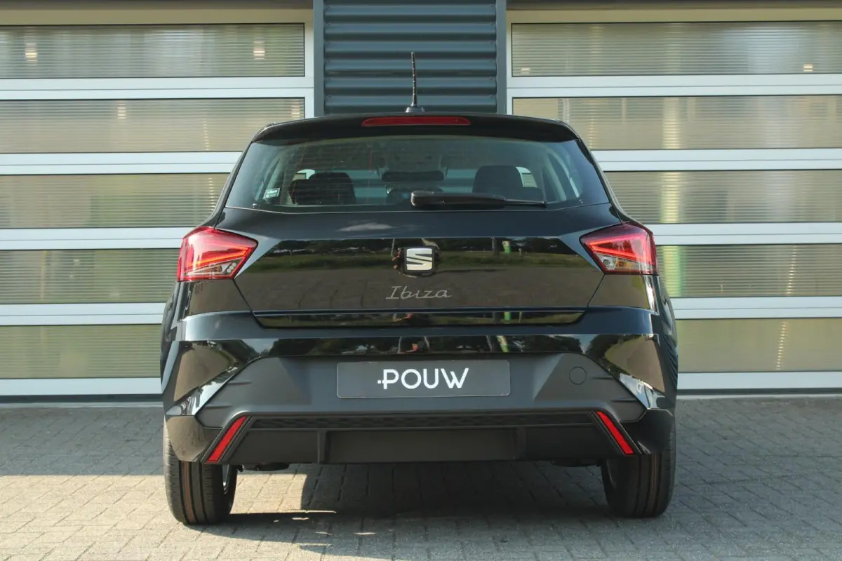 1.0 EcoTSI 95pk Reference | 15" Velgen | Airco