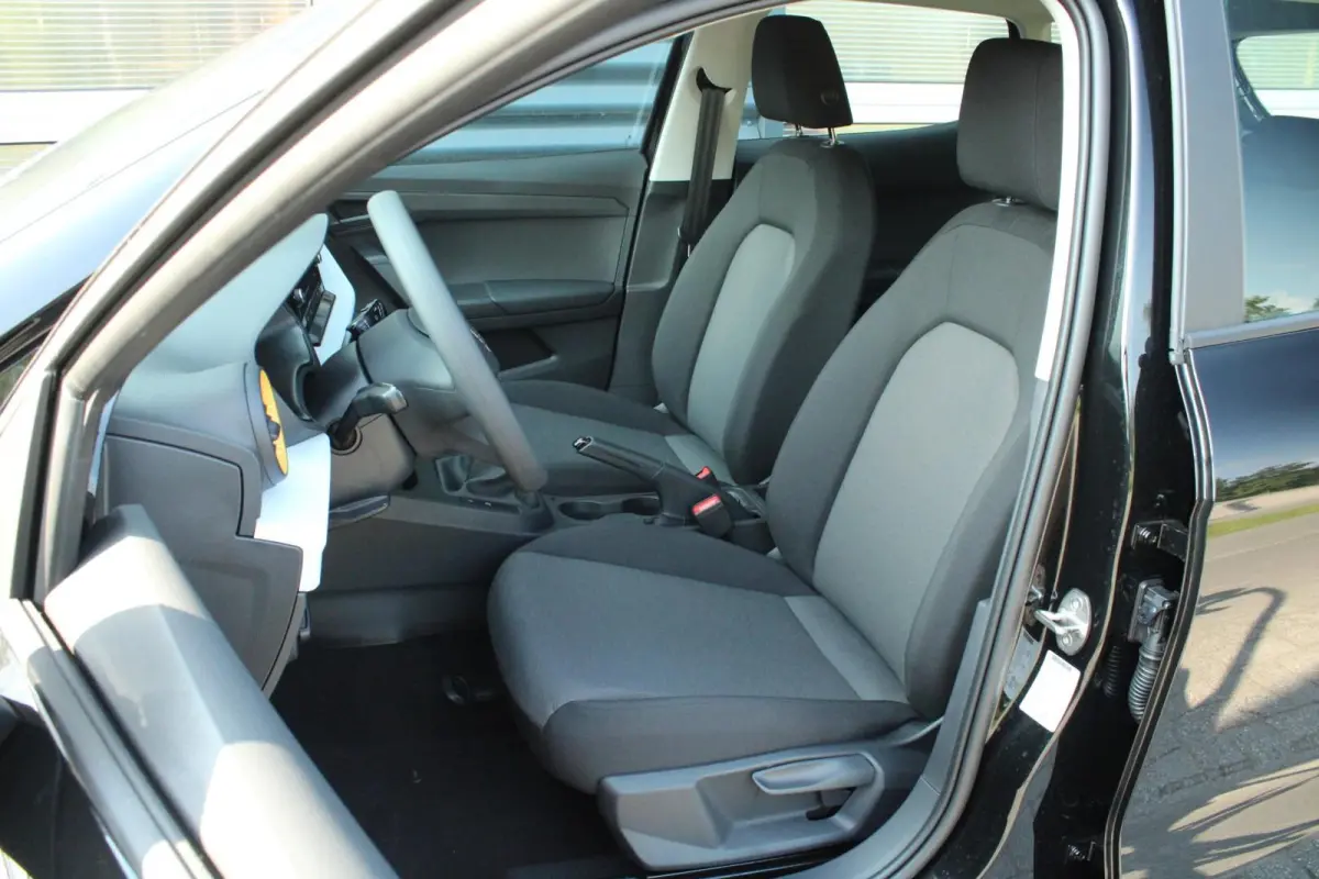 1.0 EcoTSI 95pk Reference | 15" Velgen | Airco